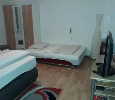 Weil am Rhein House | Ferienwohnung Grimmer