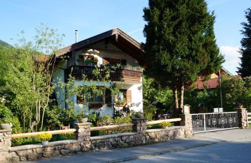 Aschau im Chiemgau Apartment | Ferienwohnung Haus Jennerwein