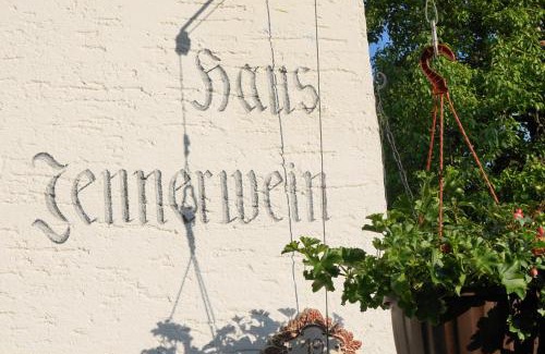 Aschau im Chiemgau Apartment | Ferienwohnung Haus Jennerwein
