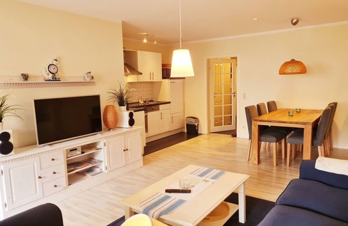 Seeheilbad Graal-Muritz Apartment | Ferienwohnung Haus Odin Sommersprosse