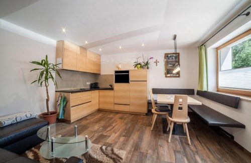 Curon Venosta Apartment | Ferienwohnung Haus Fliri