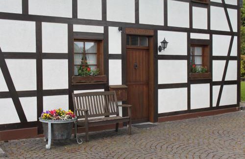 Rohren Apartment | Ferienwohnung Haus Stein