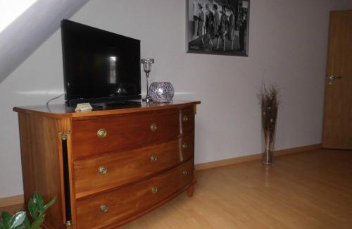 Nikolaiviertel Apartment | Ferienwohnung Himmel und Hölle