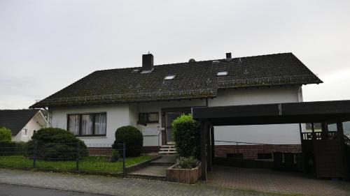 Bad Konig Apartment | Ferienwohnung Hirtenberg