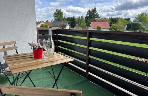 Mehlmeisel Apartment | Ferienwohnung im Fichtelgebirge - nahe der Skipiste mit Balkon & Free Parking