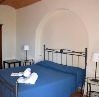 Casalappi Apartment | Ferienwohnung Mit Garten In Campiglia Marittima