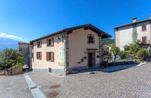 Vesio Apartment | Ferienwohnung Casa Rita 2 In Vesio