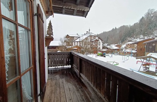 Berchtesgaden Apartment | Ferienwohnung Kehlstein 2, 50qm mit Balkon