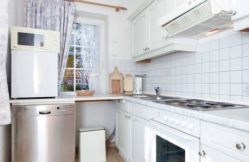 Dunum Apartment | Ferienwohnung Kornblume - Ferienwohnungen Kornblume und Löwenzahn im Haus Sassenhof