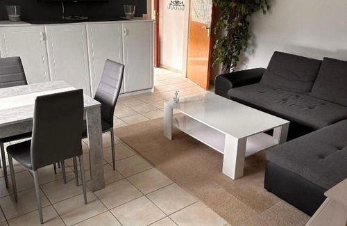 Prasdorf Apartment | Ferienwohnung Landleben
