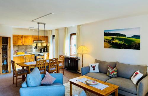 Titisee-Neustadt Apartment | Ferienwohnung Lotti + Hochschwarzwald Card