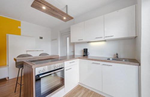 Vollan Apartment | Ferienwohnung Mayenburg-schlosshof
