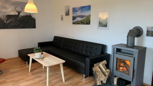 Feriendorf Frankenau Apartment | Ferienwohnung Mimo direkt am Waldrand