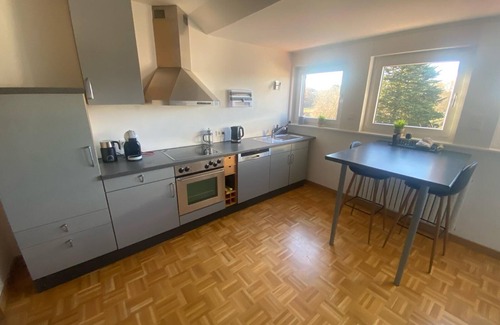 Arnsberg Apartment | Ferienwohnung mit 100 qm, 1 Schlafzimmer, 1 Wohn-/schlafzimmer, Max. für 4 Personen