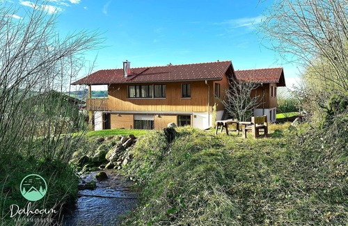 Grainbach Apartment | Ferienwohnung mit 2 Schlafzimmern für bis zu 5 Personen, 150qm mit Balkon