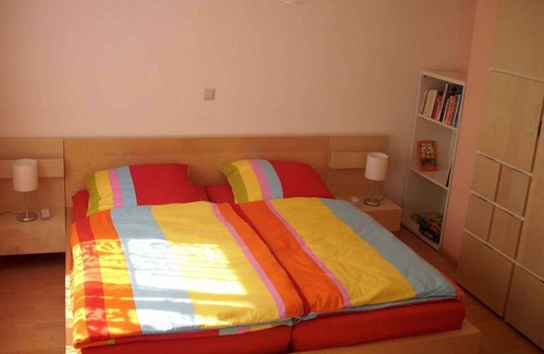 Horben Apartment | Ferienwohnung mit 35 qm, Souterrain, kombinierter Wohn-Schlafbereich, für maximal 2 Personen