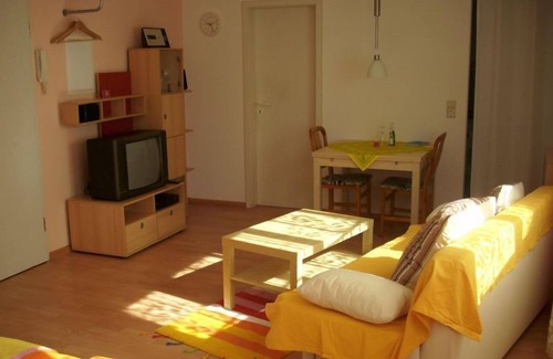 Horben Apartment | Ferienwohnung mit 35 qm, Souterrain, kombinierter Wohn-Schlafbereich, für maximal 2 Personen
