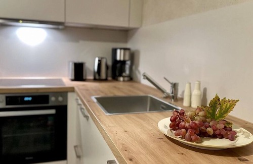 Offenburg Apartment | Ferienwohnung mit 75 qm, 2 Schlafzimmer, 1wohnzimmer, für Max. 4 Personen