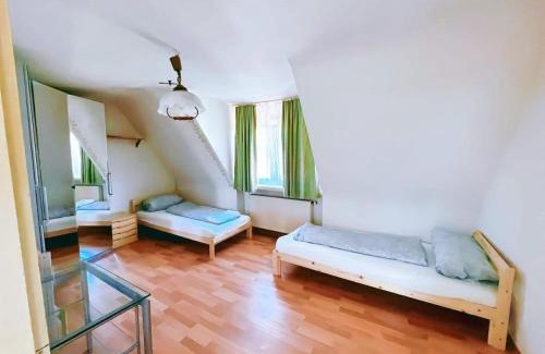 Kitzingen Apartment | Ferienwohnung/Monteurzimmer