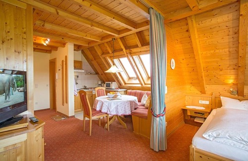 Hinterzarten House | Ferienwohnung Morgensonne, 50qm, 2 Schlafräume, max. 4 Personen