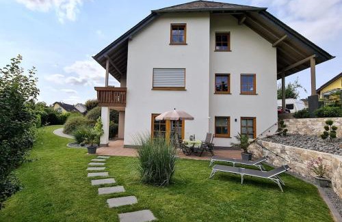 Monzelfeld Apartment | Ferienwohnung Moseltor