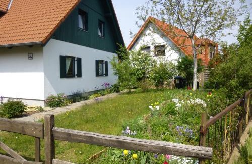 Weissig Apartment | Ferienwohnung Muelenz