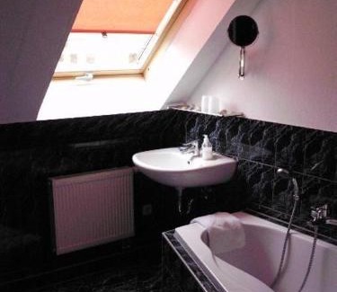 Schoenfeld-Weissig Apartment | Ferienwohnung-Mund