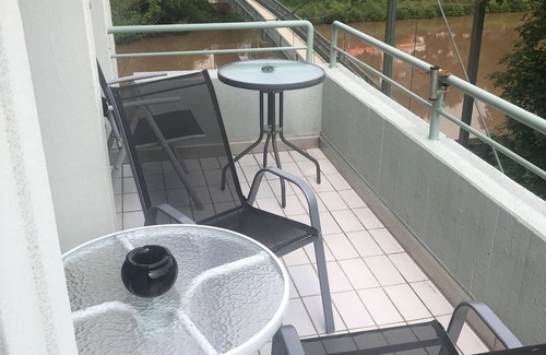 Bad Kreuznach Apartment | Ferienwohnung Naheblick