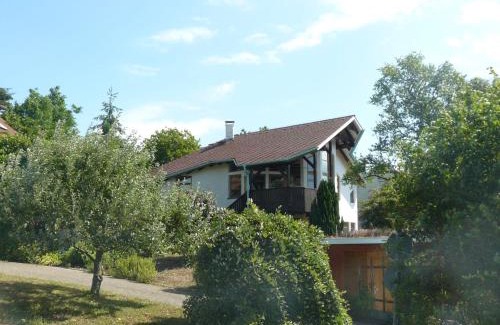 Allensbach Apartment | Ferienwohnung Naturhaus, 50qm