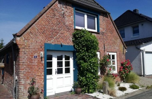 Nordseebad Burhave Apartment | Ferienwohnung OG - Villa von Haeven