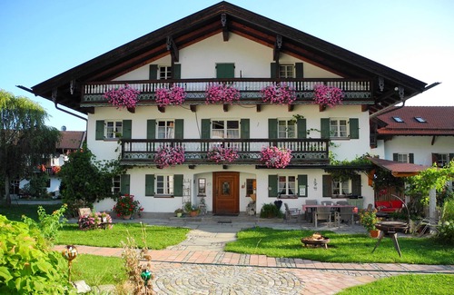Bad Feilnbach Apartment | Ferienwohnung Quitte 100 qm bis 6 Personen