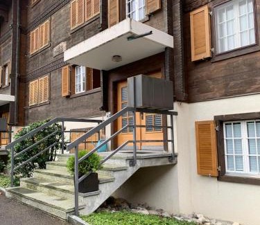 Zweisimmen Apartment | Ferienwohnung Résidence Sonnegg - Hein