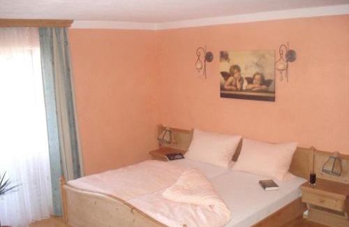 Honigsgrub Apartment | Ferienwohnung Rachel Mit Herrlichem Ausblick