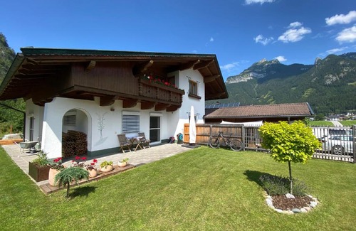 Maurach Apartment | Ferienwohnung Rofanblick