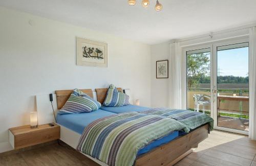 Breisach Apartment | Ferienwohnung Schwarzwaldblick