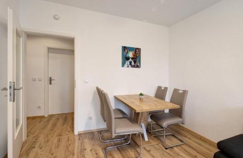 Mucheln Apartment | Ferienwohnung San Marino 2