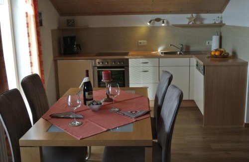 Schraden Apartment | Ferienwohnung Schlossberg