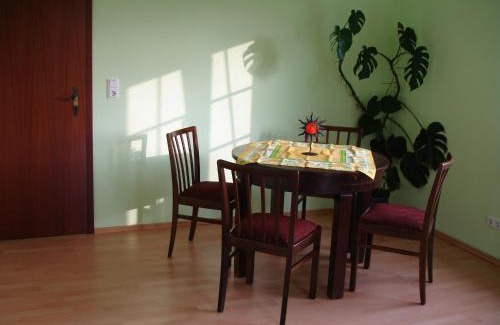 Wustermark Apartment | Ferienwohnung Schob