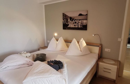 Seeboden Bed & Breakfast | Ferienwohnung - Seehaus Schirg
