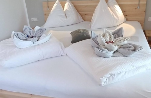 Seeboden Bed & Breakfast | Ferienwohnung - Seehaus Schirg