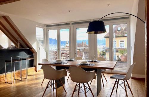 Insel Apartment | Ferienwohnung Seesicht -Maisonette mit Dachterrasse im Insel-Altstadthaus