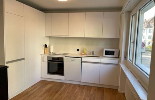 District 8 Apartment | Ferienwohnung Skyblue 8