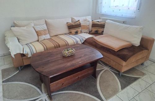 Nittenau Apartment | Ferienwohnung Sonja mit Terrasse