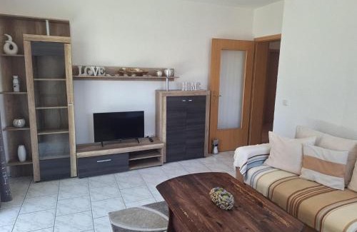 Nittenau Apartment | Ferienwohnung Sonja mit Terrasse