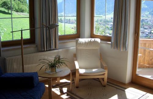 Hainzenberg Apartment | Ferienwohnung Sonnentraum