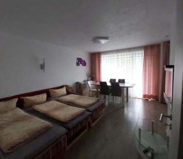 Missen-Wilhams Apartment | Ferienwohnung Stroh