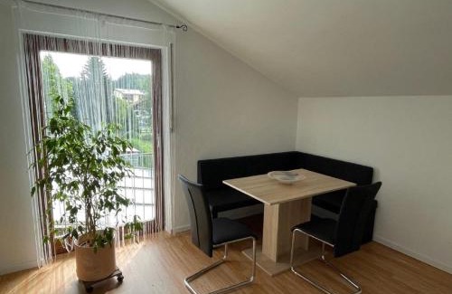 Blaibach Apartment | Ferienwohnung und Zimmer "do is schee"