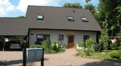 Freienhufen Apartment | Ferienwohnung Unter den Linden