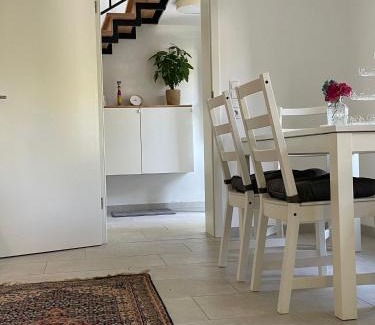 Neuwied Apartment | Ferienwohnung Utes Stube