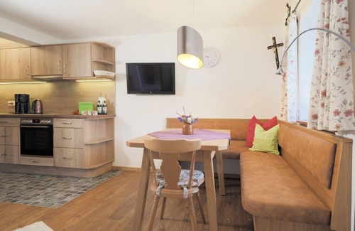 Bischofswiesen Apartment | Ferienwohnung "Watzmann" für 1-2 Pers., ca. 35 m², 1 Schlafzimmer, Wohnküche, Terrasse